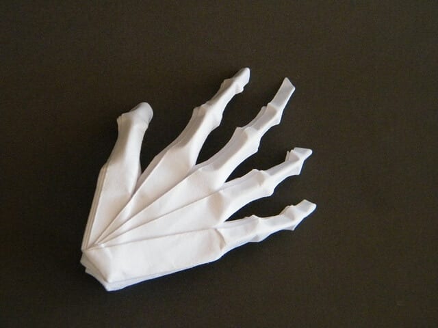 How to make a hand out of paper?