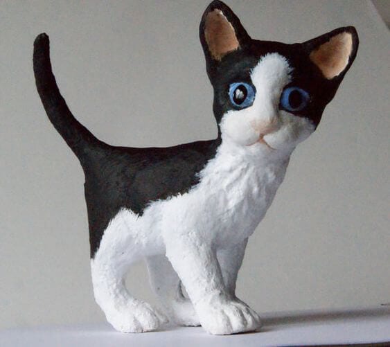 фігурка котика пап'є-маше