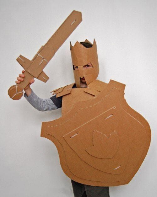 how to make a sword out of paper towel roll