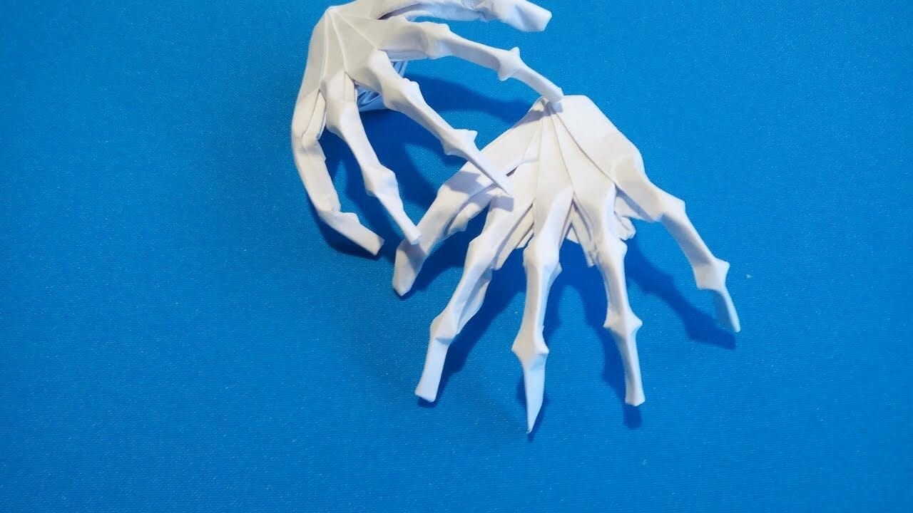 How to make a hand out of paper