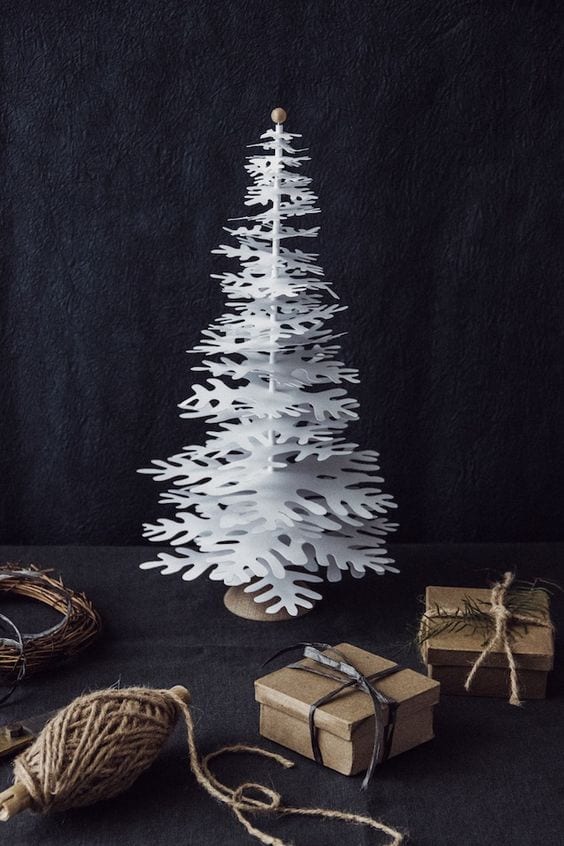 how to make a christmas tree with paper step by step