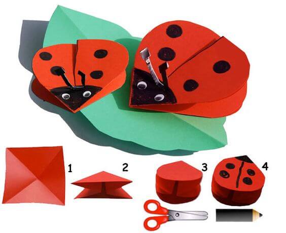 Яскрава аплікація з картону