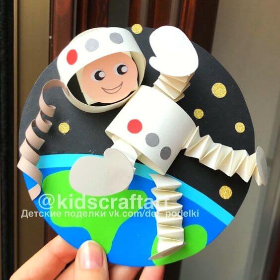 cosmonaut for kids
