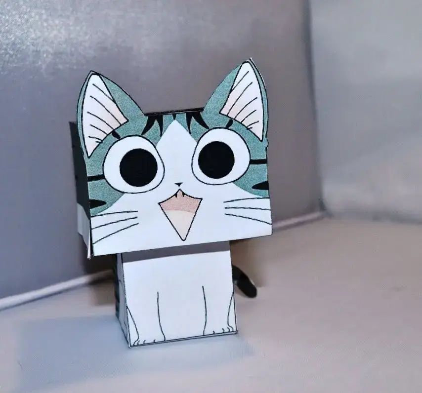 Милый бумажный котик