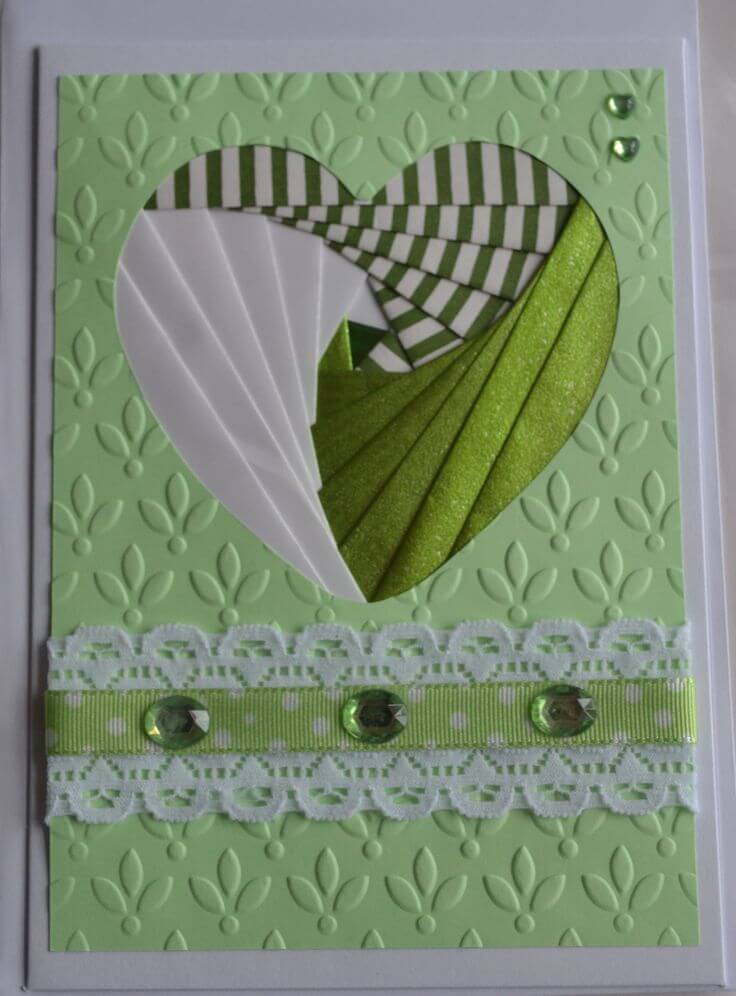 Листівка з паперу